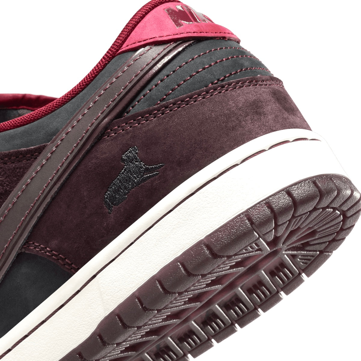 Nike "Riot Skateshop x SB Dunk Low"