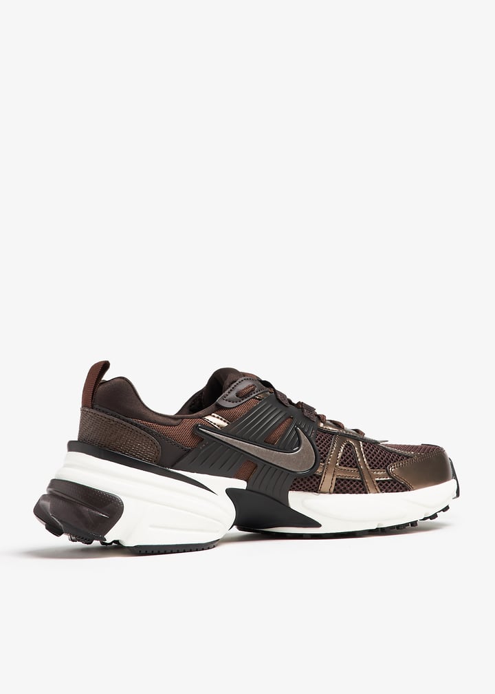 Nike V2K Run "Velvet Brown/Baroque Brown/White/Black"
