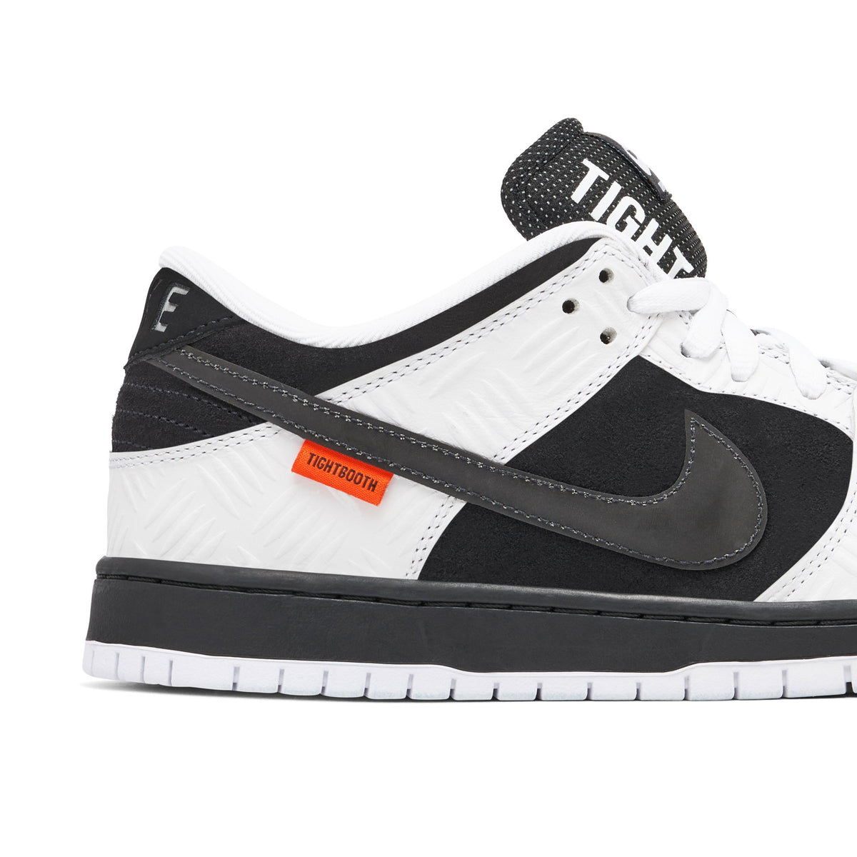 NIKE SB Dunk Low x TIGHTBOOTH