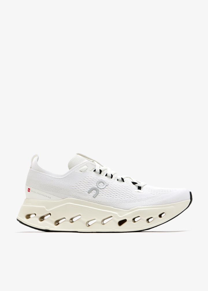 On Cloud Surfer Max "White"