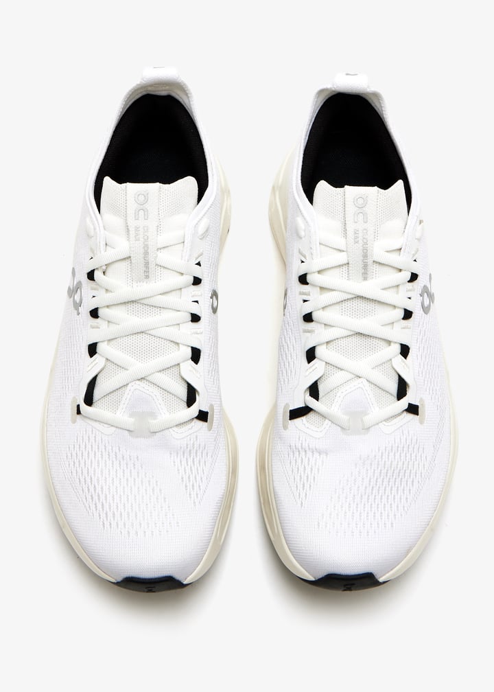 On Cloud Surfer Max "White"