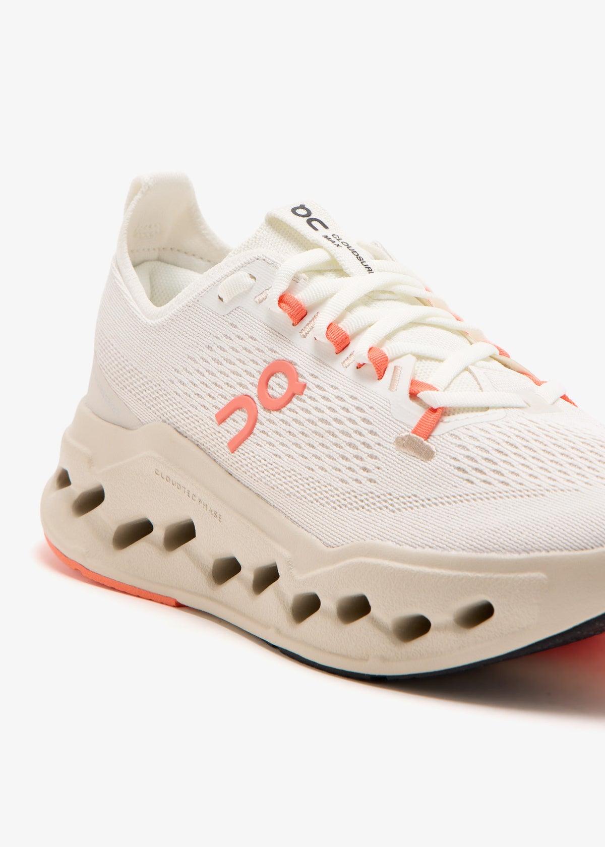 On Cloud Surfer Max "ivory & Salmon"
