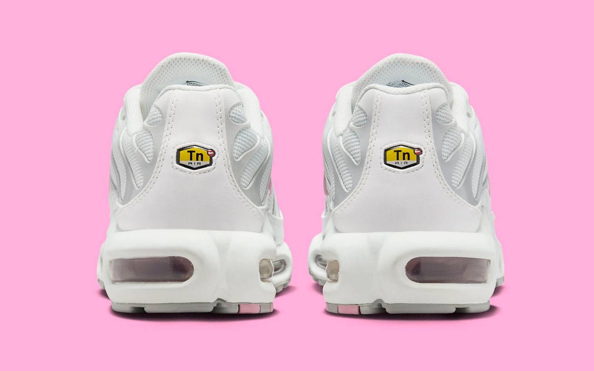 Nike Air Max Plus "Summit White/Pink Rise"