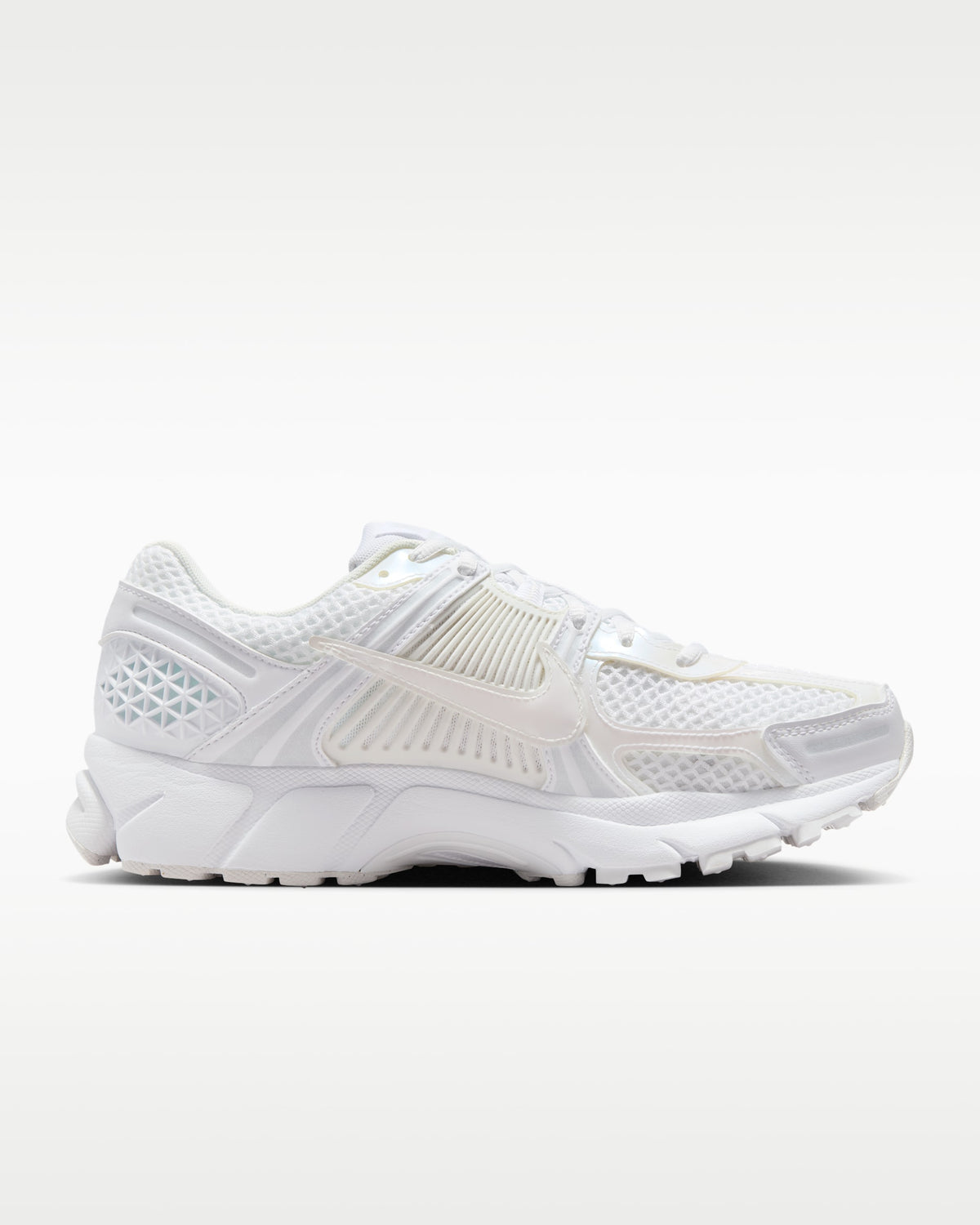 Nike Zoom Vomero 5 "Triple White" "Summit White"