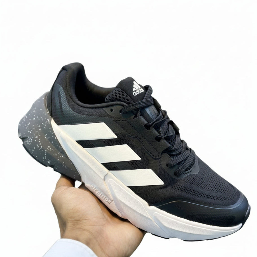 Adidas Adistar black & white with a speckled grey midsole