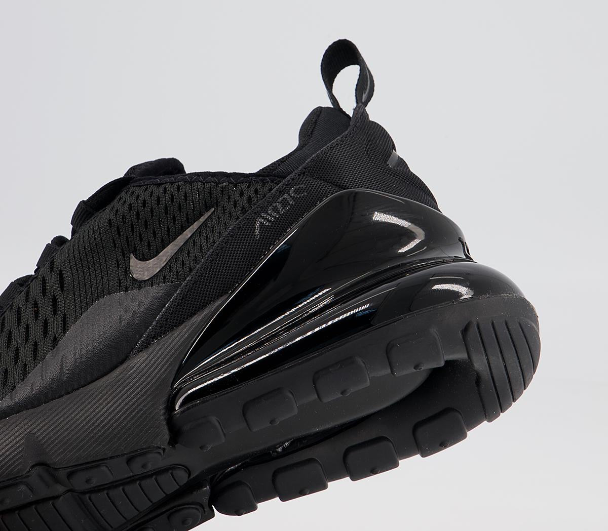 Nike Air Max 270 "Triple Black"