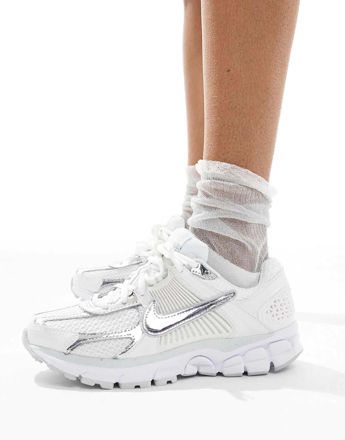 Nike Zoom Vomero 5 "Chrome Toe"