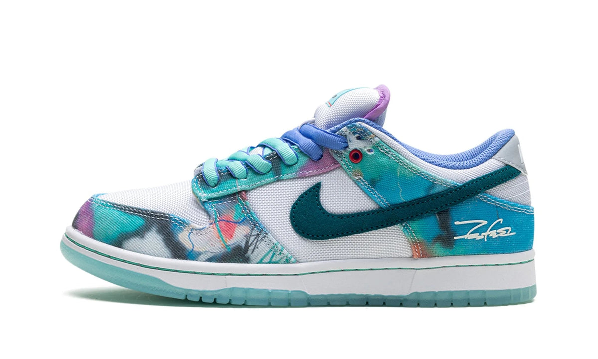 Nike SB Dunk Low "Futura Laboratories Bleached Aqua"