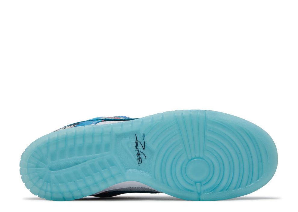 Nike SB Dunk Low "Futura Laboratories Bleached Aqua"