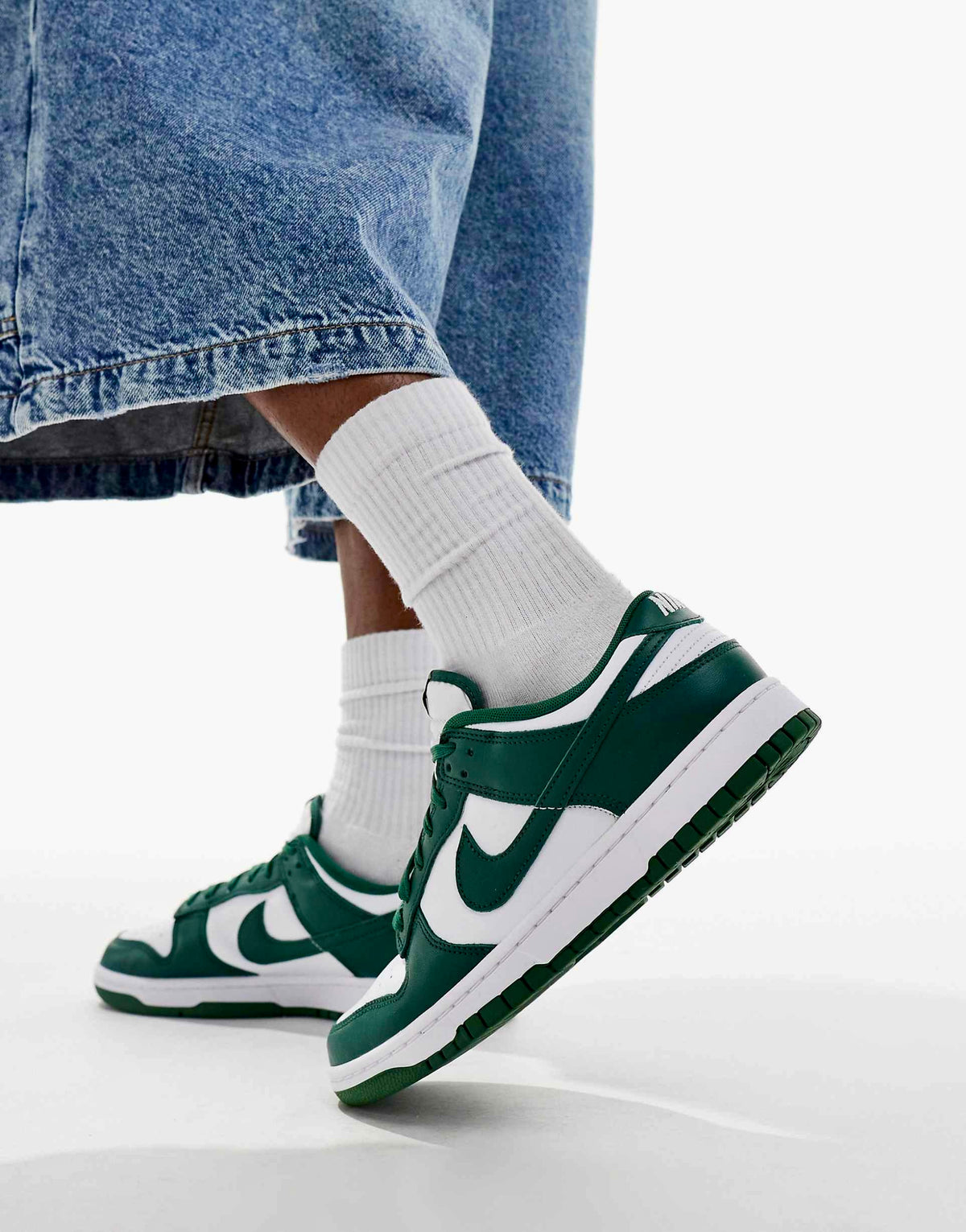 Nike Dunk Low Retro "Varsity Green"