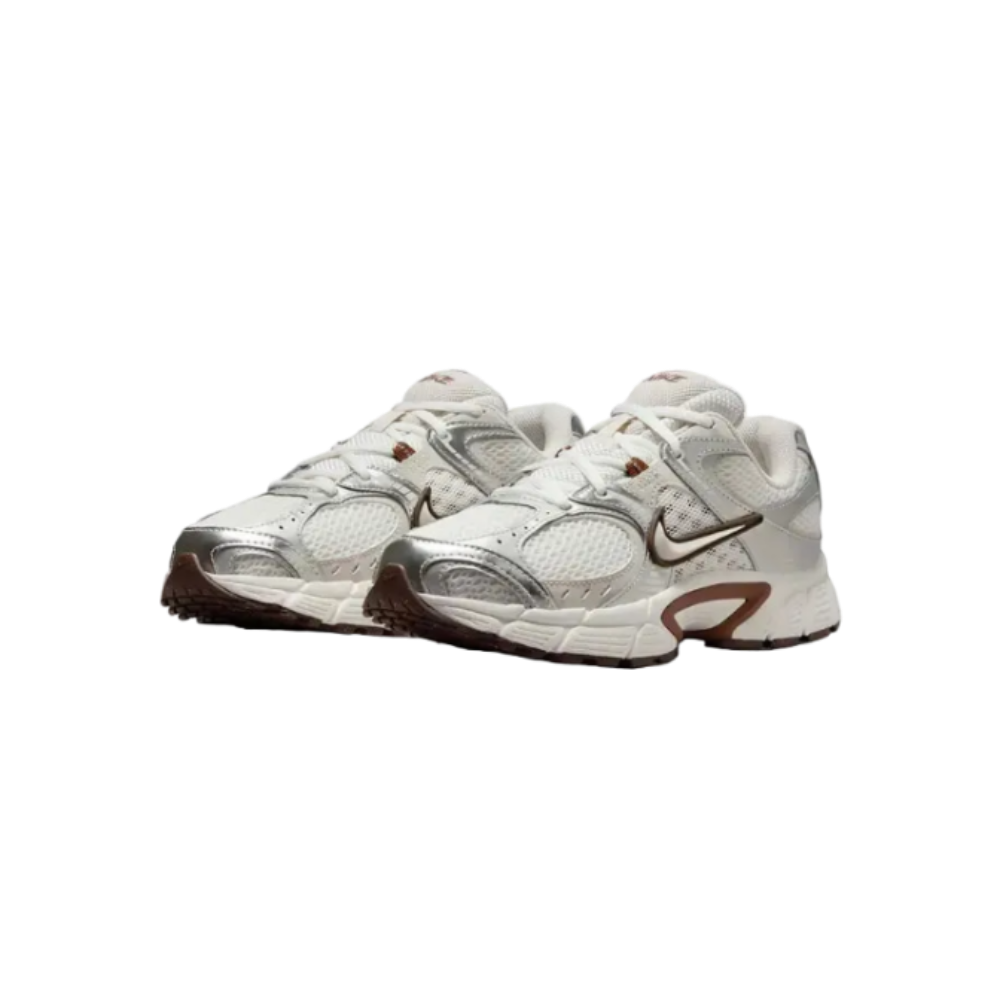 Nike V5 RNR "Sail-Fauna Brown-Phantom-Light Orewood Brown"