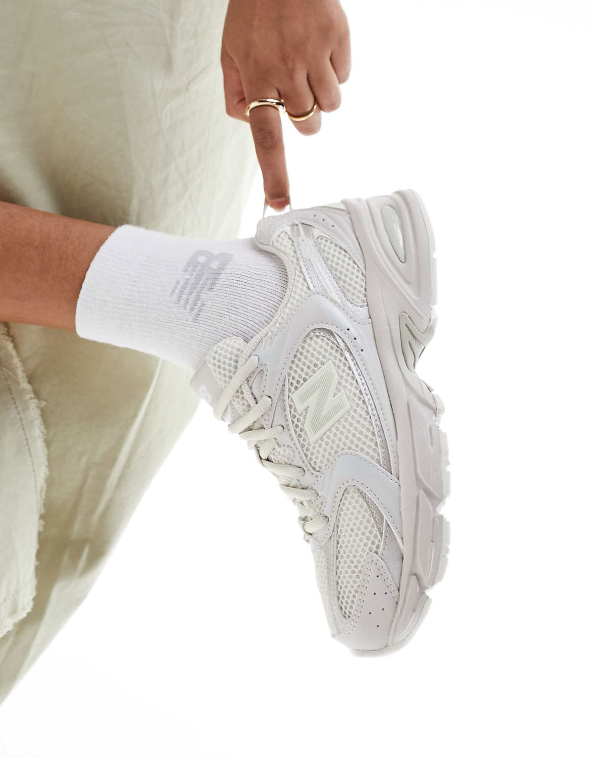 New Balance 530 all-white "Reflection"