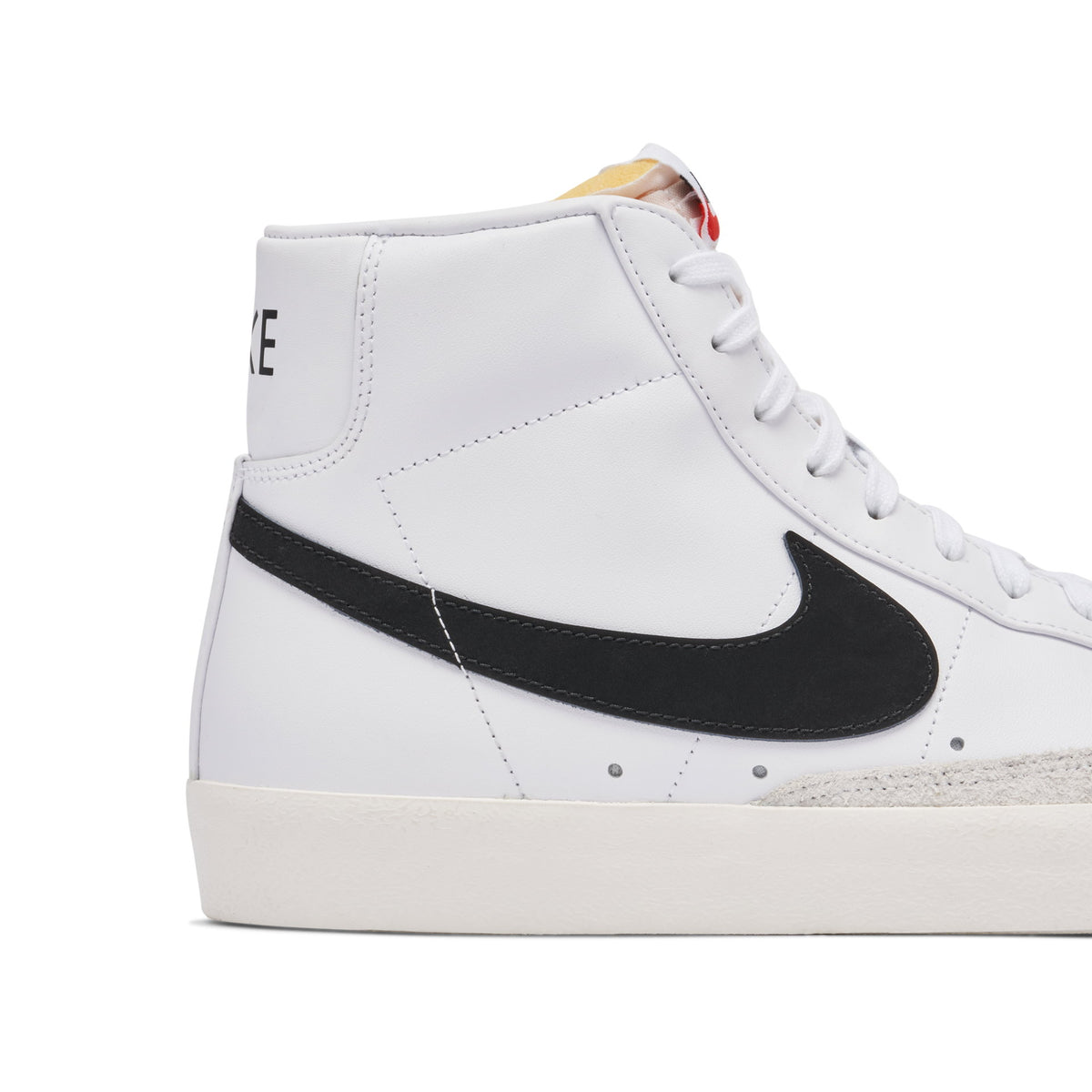 Nike Blazer Mid '77 Vintage "White-Black"