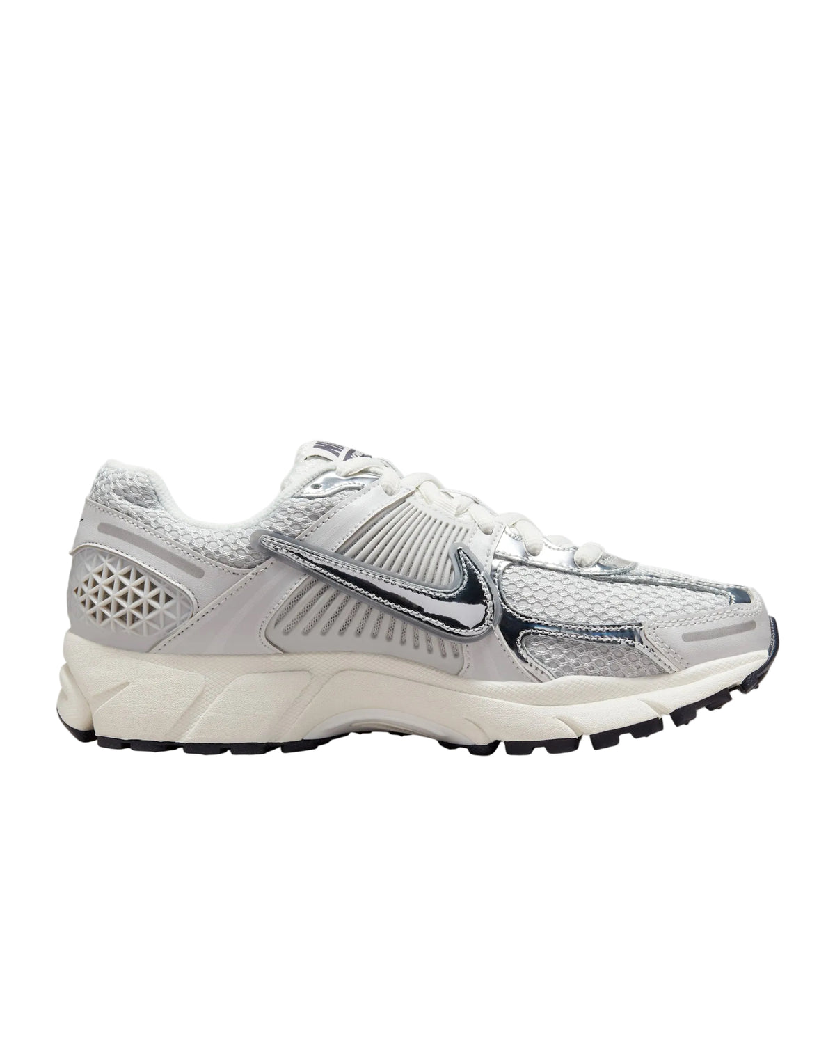 Nike Vomero 5 in the "Photon Dust & Metallic Silver"