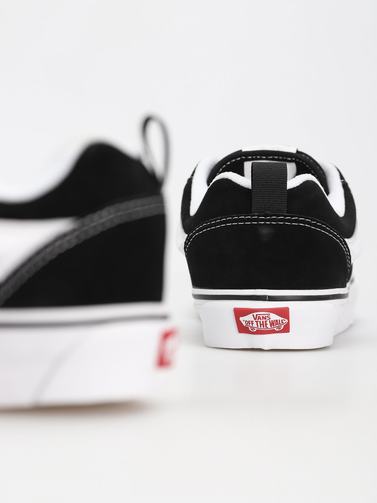 Vans Knu Skool shoes "black & white"
