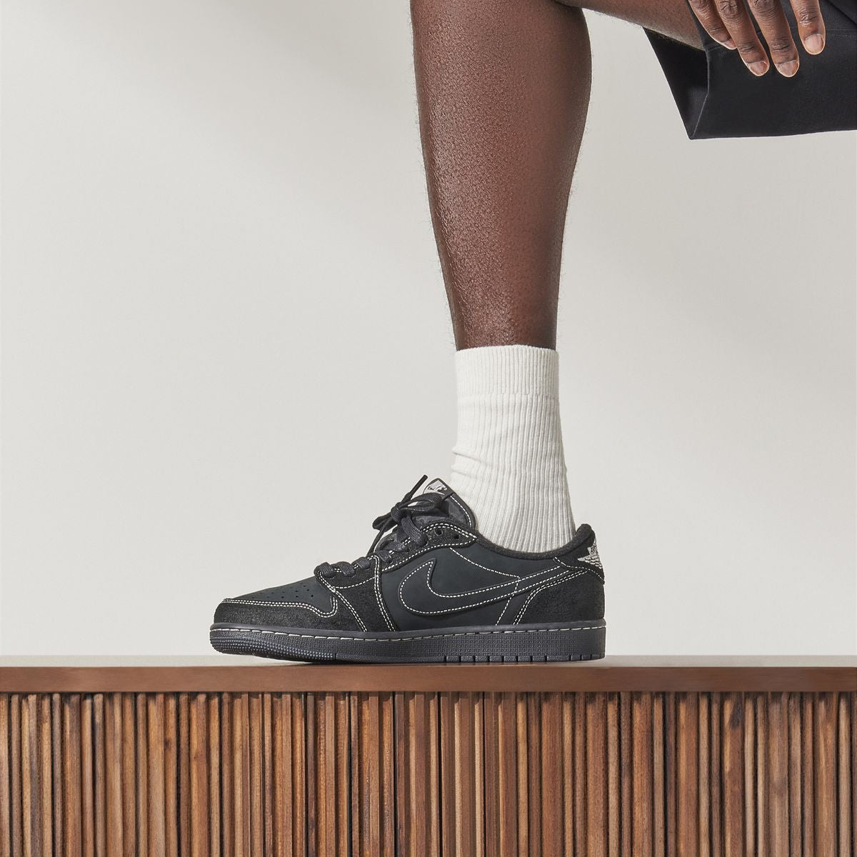 Nike Travis Scott x Air Jordan 1 Low OG SP "Black Phantom"