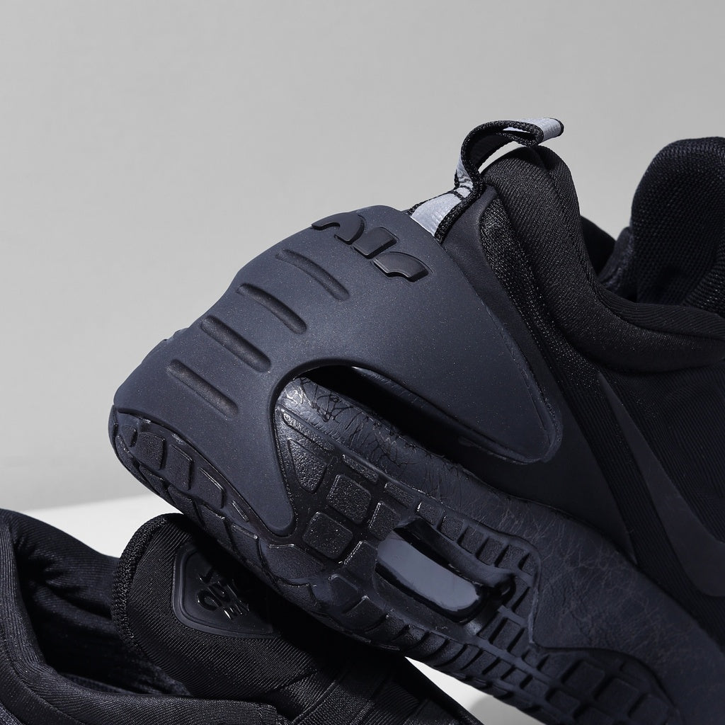 Nike Adapt Auto Max "Triple Black"