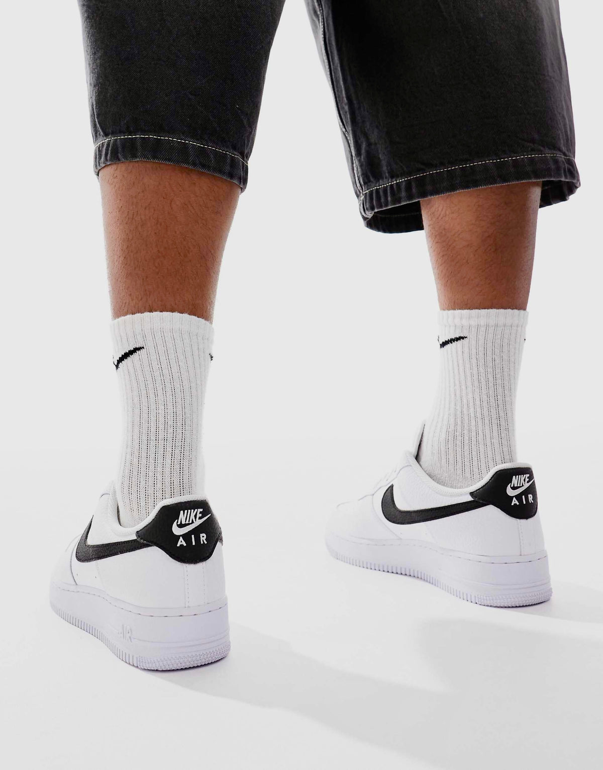 Nike Air Force 1 '07 "White-Black"