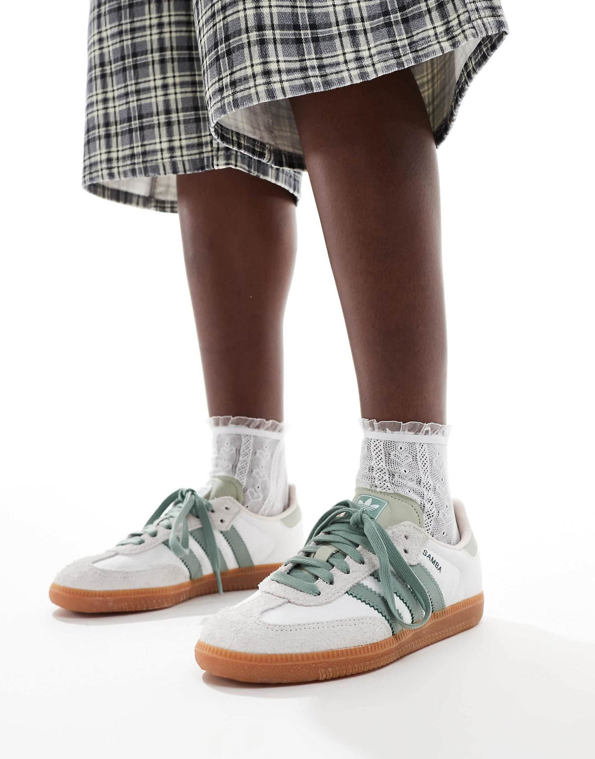 Adidas Samba OG in "Cloud White - Silver Green - Putty Mauve"