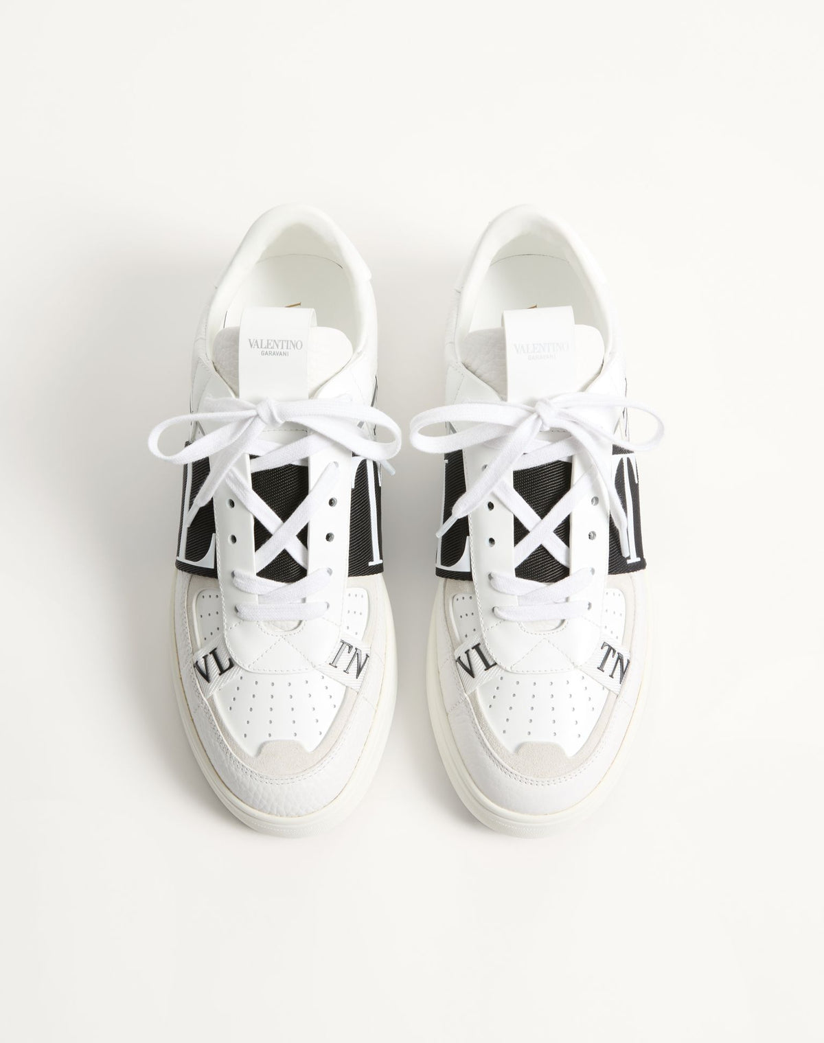 Valentino Garavani VL7N Low-Top Sneaker