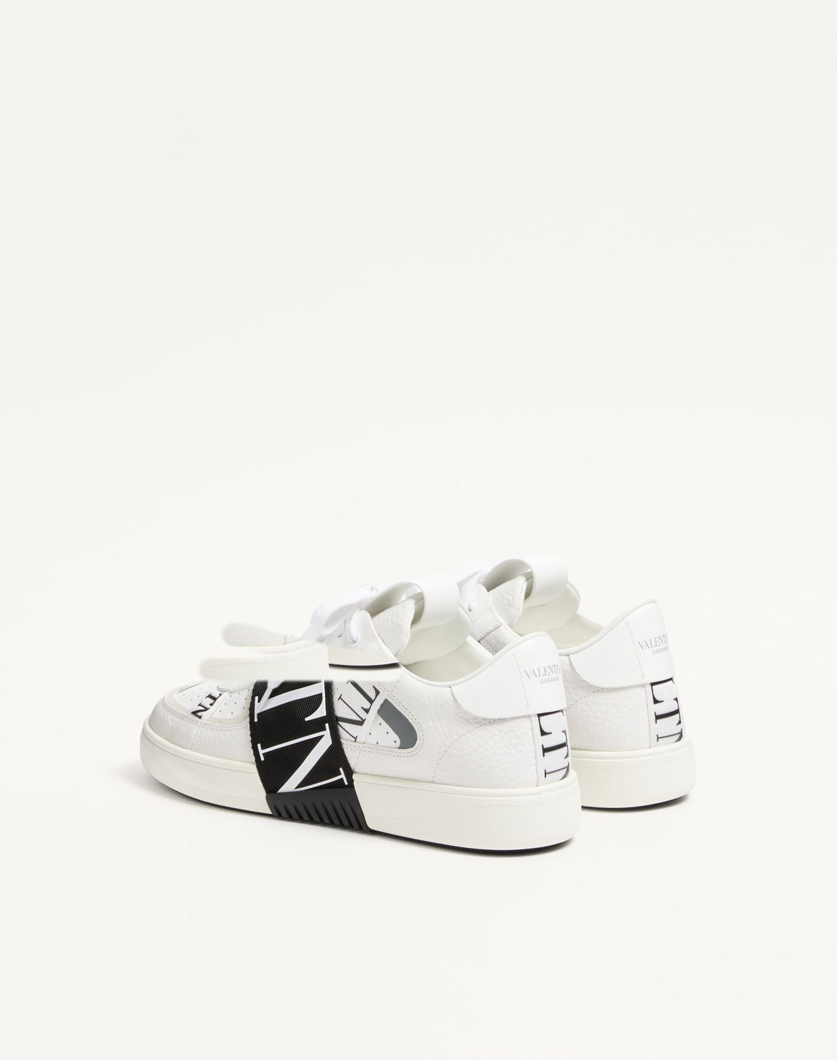 Valentino Garavani VL7N Low-Top Sneaker