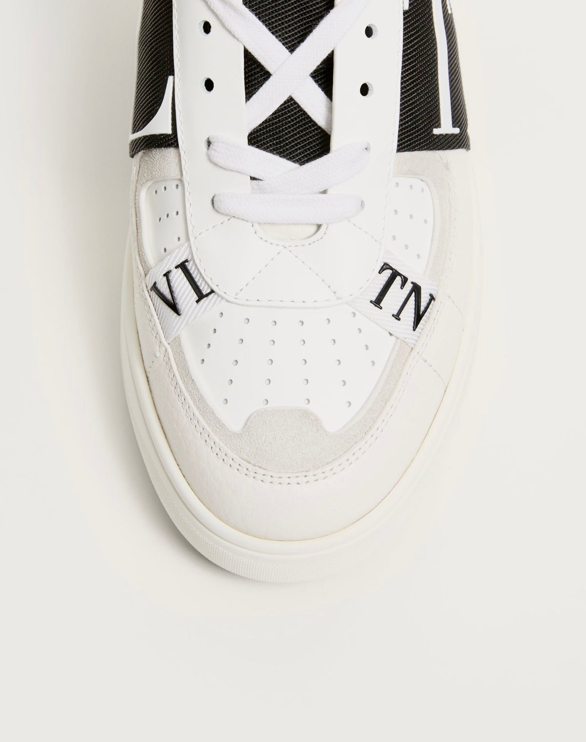 Valentino Garavani VL7N Low-Top Sneaker