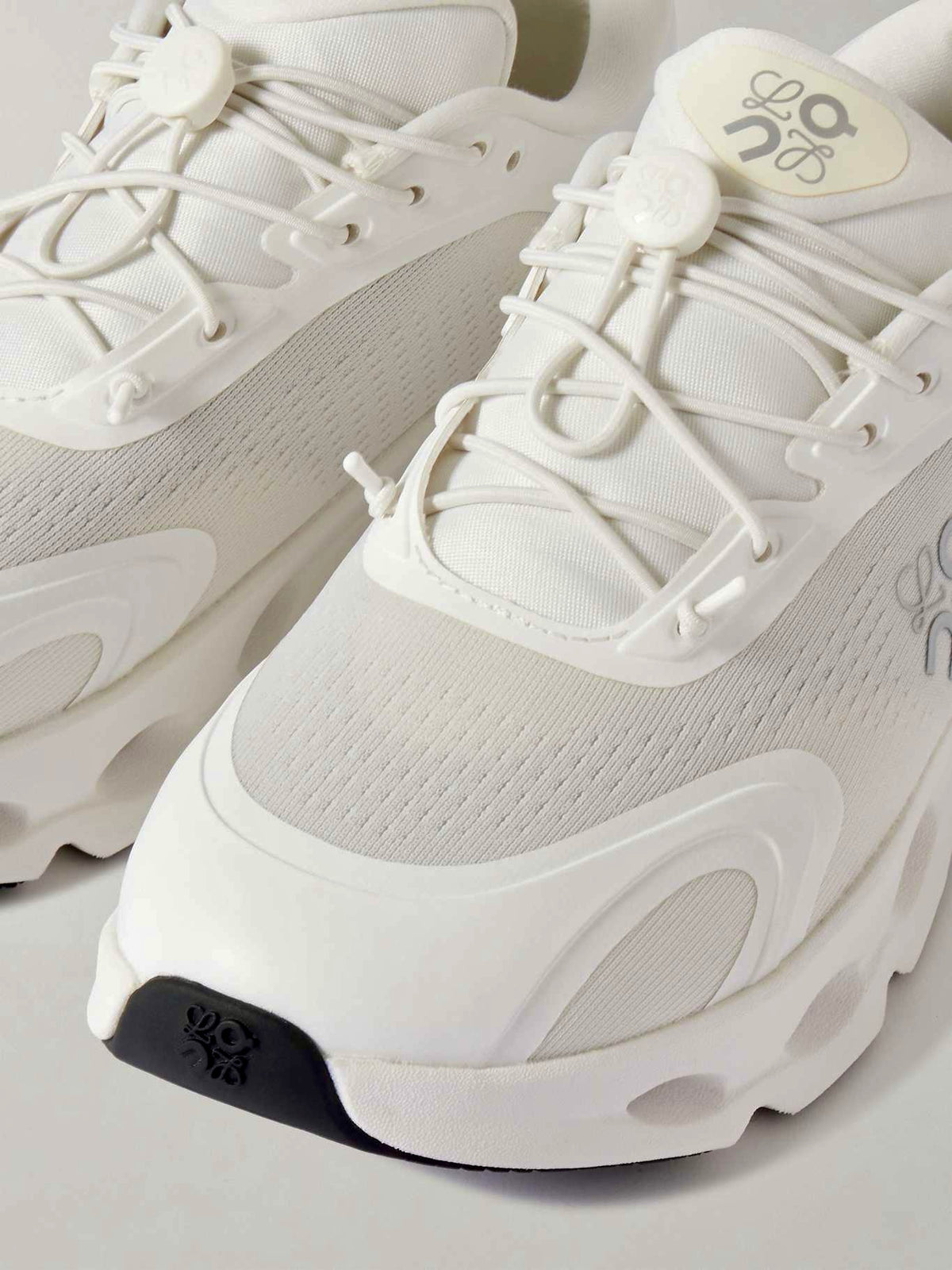 Loewe x On Cloud solo "White-Light Grey"