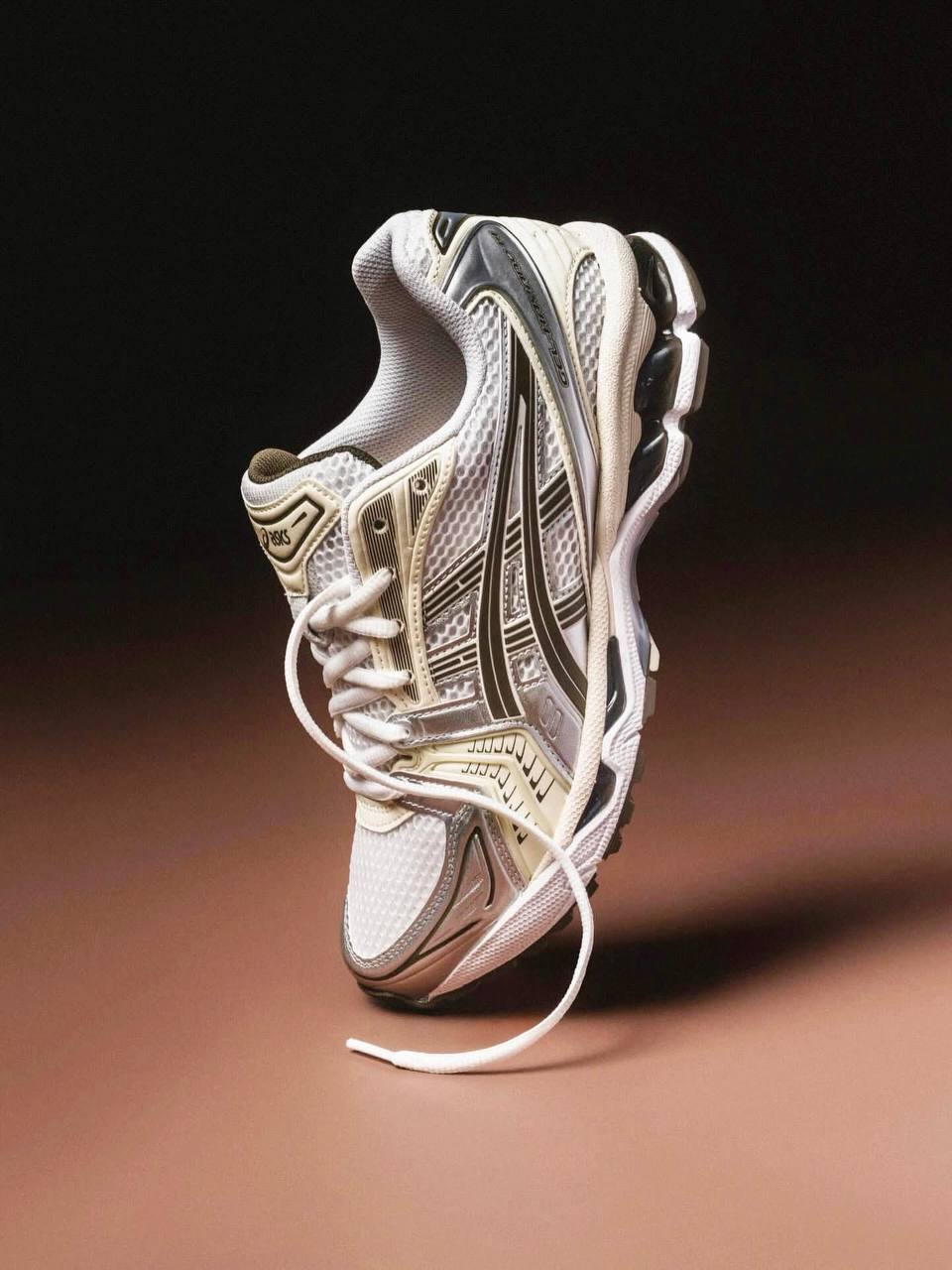 Asics GEL-KAYANO 14 "metallic silver & White"