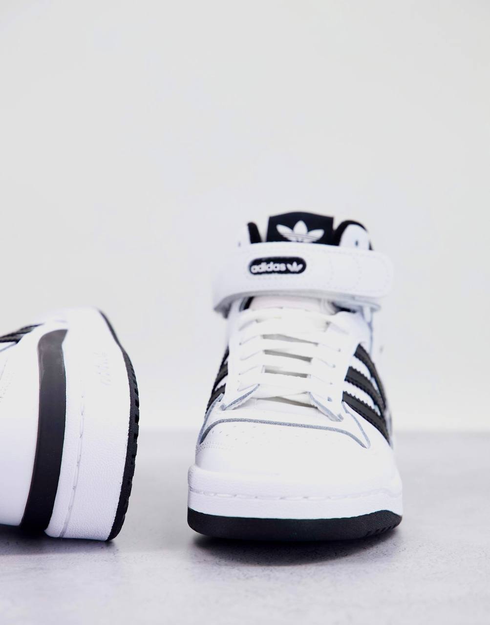 Adidas Forum Mid shoes