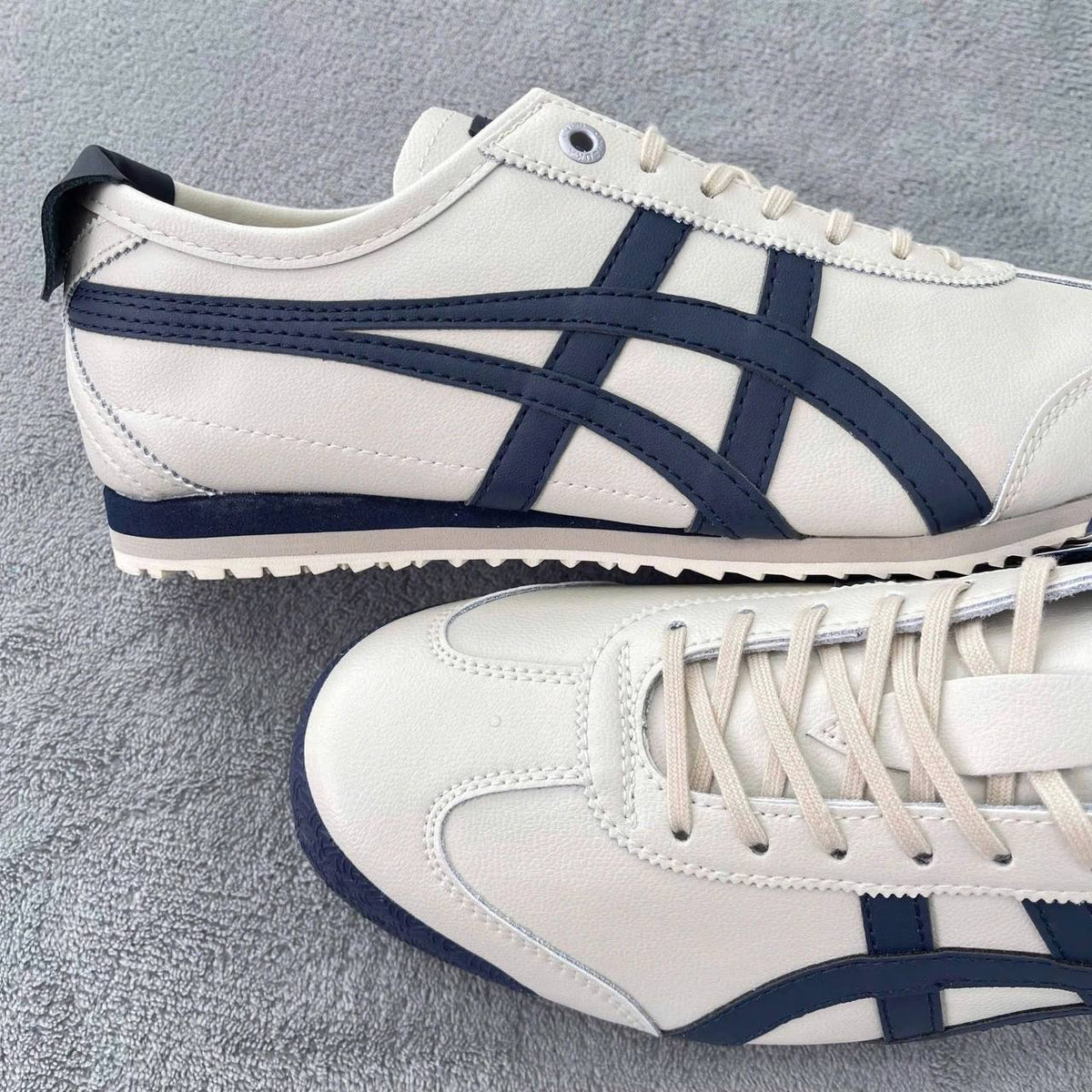 Asics Onitsuka Tiger Mexico 66 SD "Birch Peacoat"
