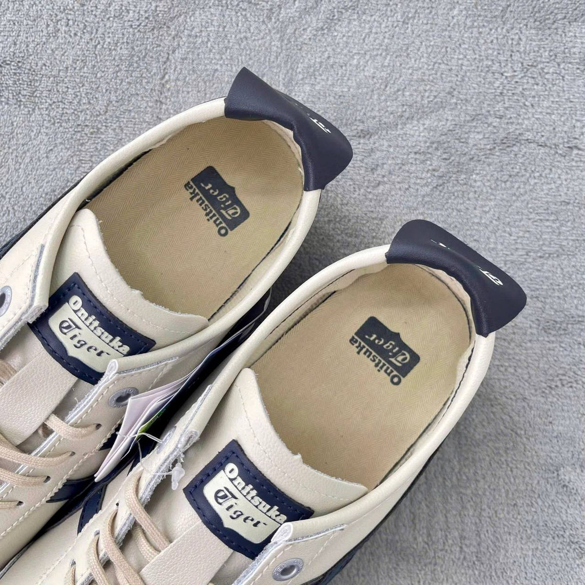 Asics Onitsuka Tiger Mexico 66 SD "Birch Peacoat"