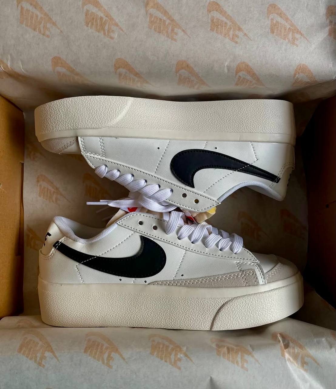Nike Blazer Low Platform "White-Black"