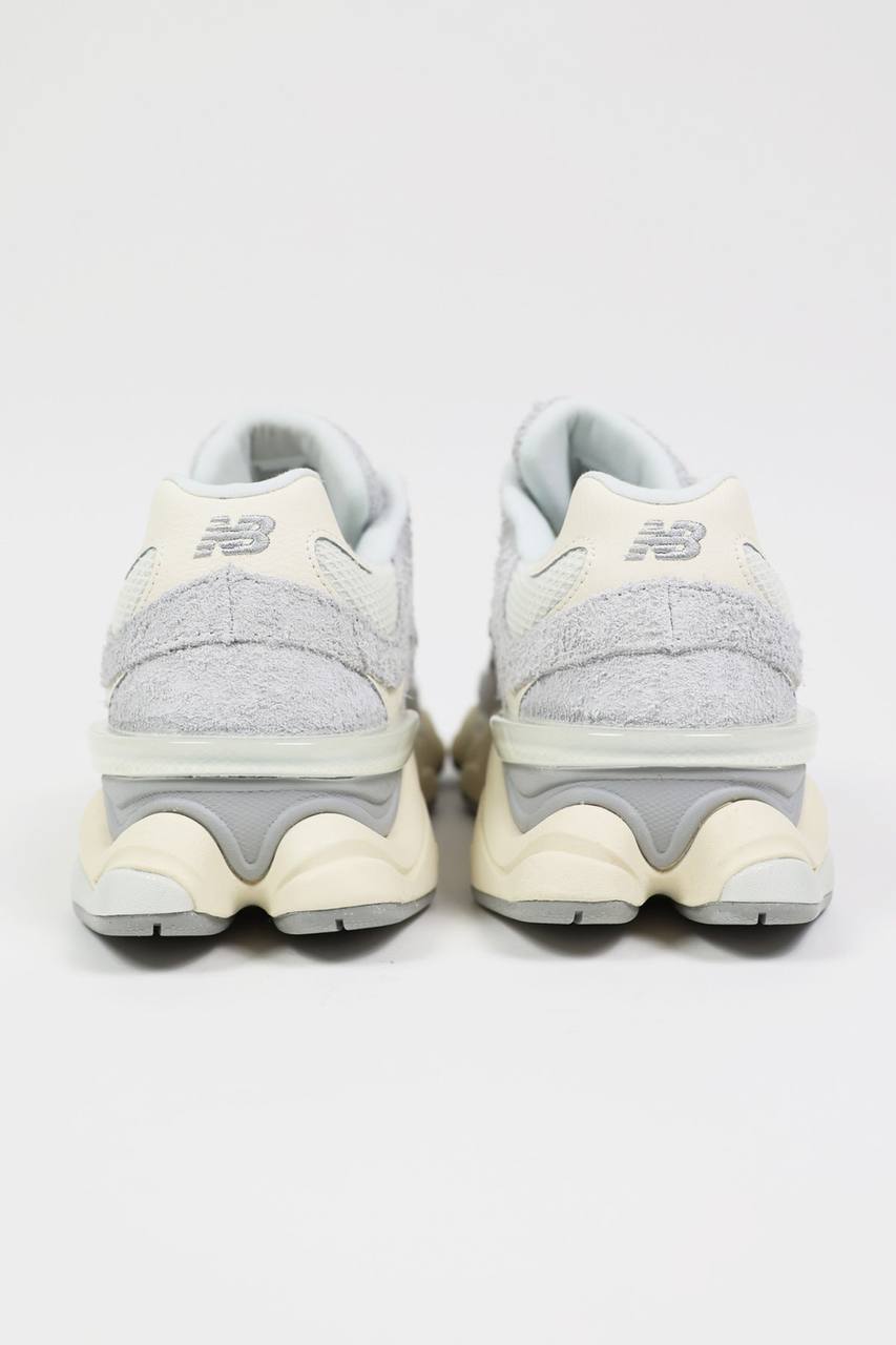 New Balance 9060 "Quartz Grey"