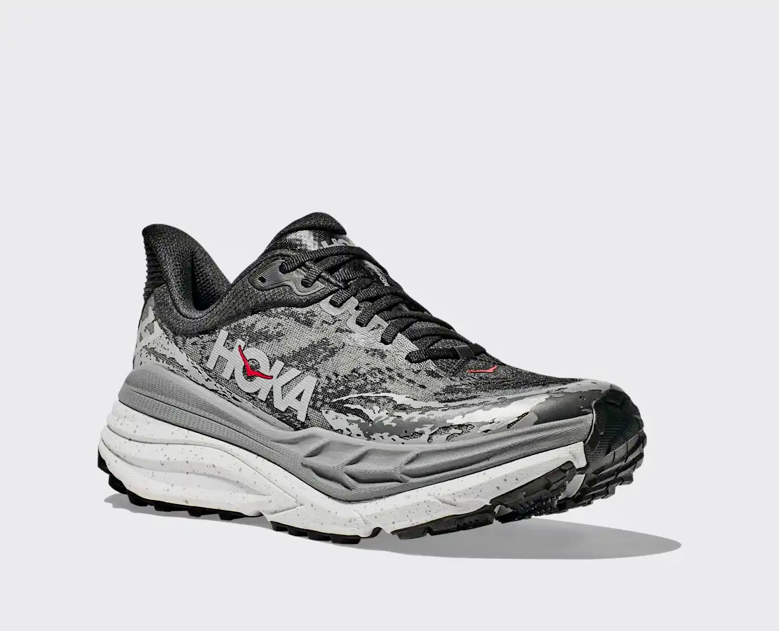 Hoka Stinson 7 in the "Black - Outer Orbit"