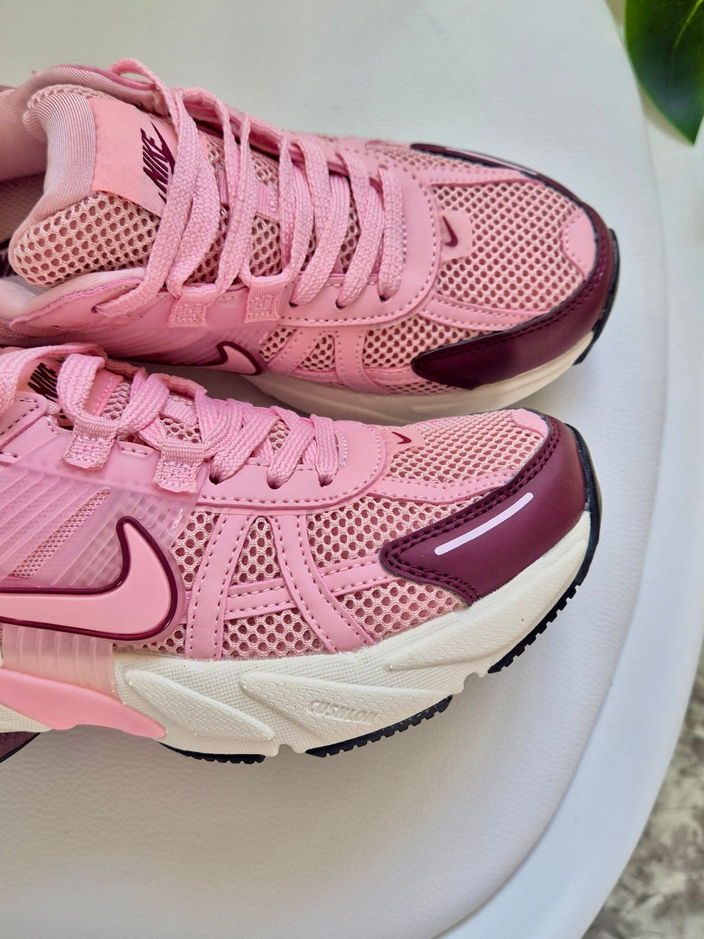 Nike V2K Run