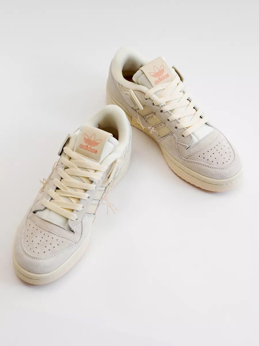Adidas The Forum 84 Low in "Off White"