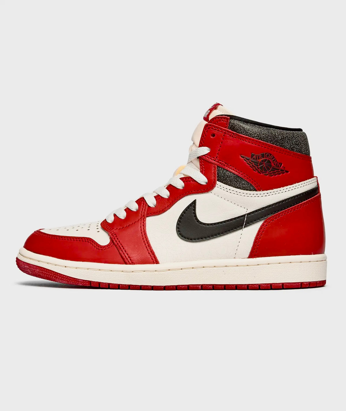 Nike Air Jordan 1 Retro High OG "Chicago Lost & Found"